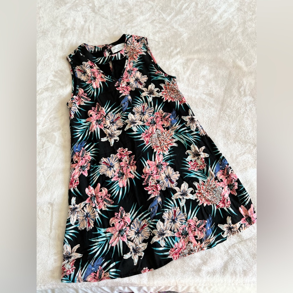 Nectar Boutique Tropical Floral Shift Dress Size Small